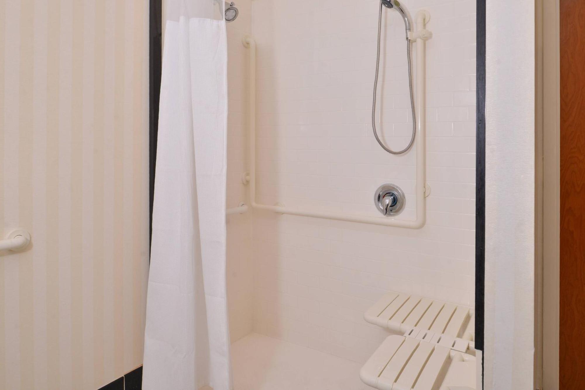 Fairfield Inn And Suites By Marriott Birmingham Pelham/I-65 Extérieur photo